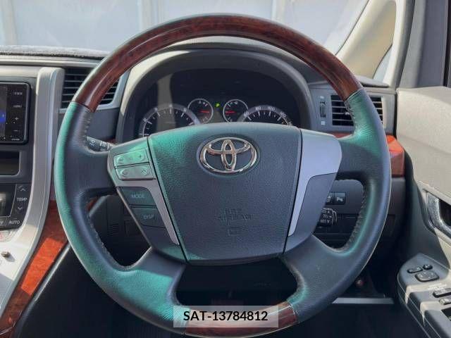 Toyota VELLFIRE 2011-10 256028-12