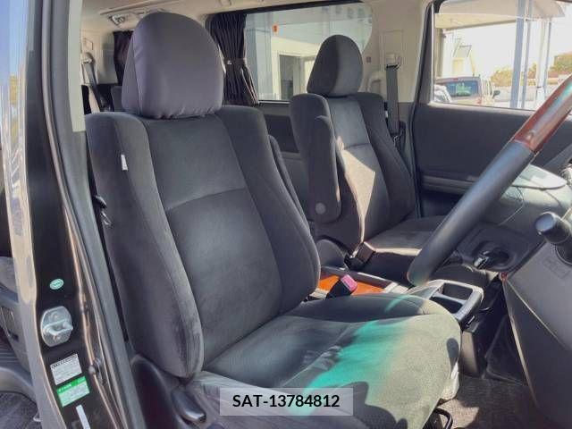 Toyota VELLFIRE 2011-10 256028-8