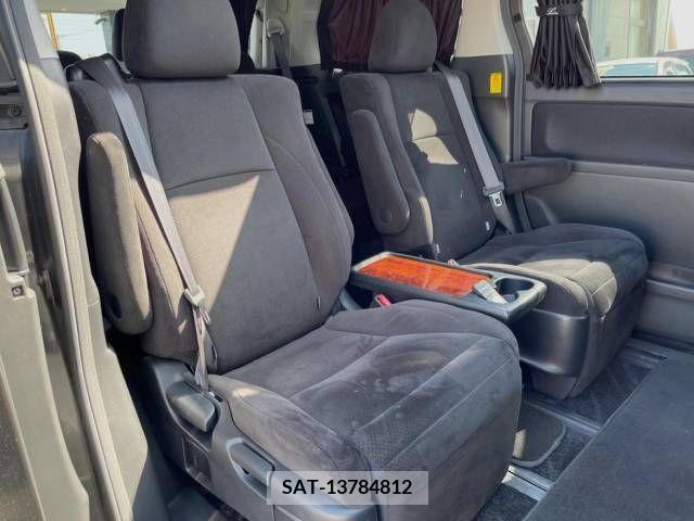 Toyota VELLFIRE 2011-10 256028-9