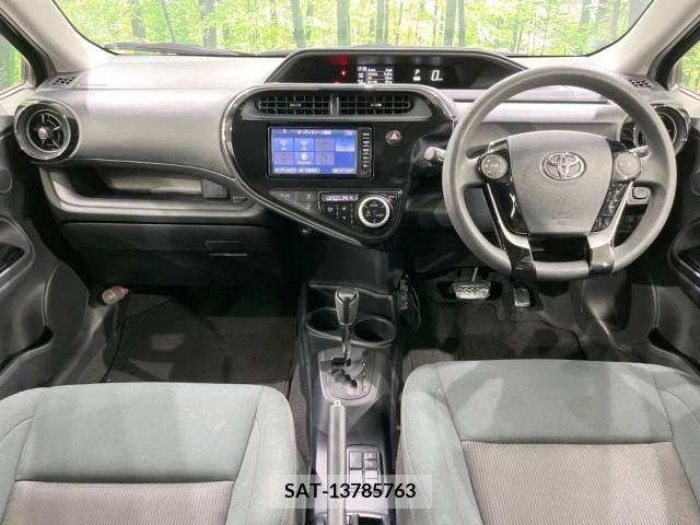 Toyota AQUA 2018-06 356290-1