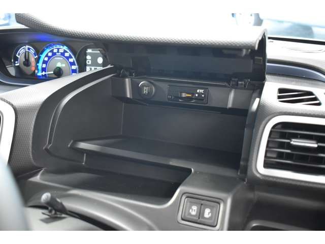 Mitsubishi DELICA D2 2019-09 16659-13