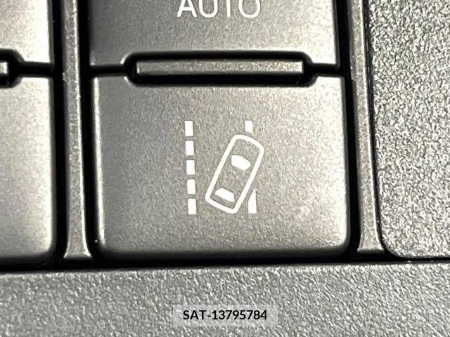 Toyota SIENTA 2020-10 368203-7