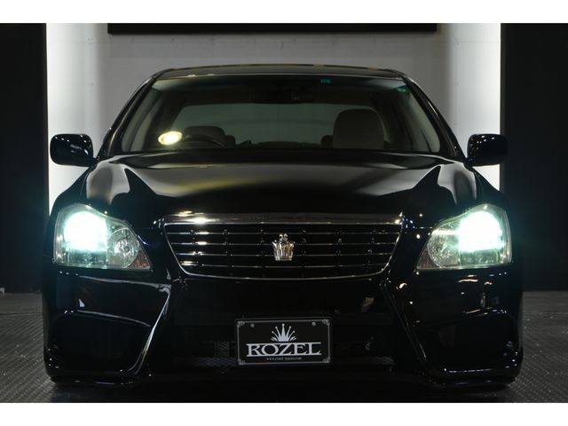 Toyota CROWN SEDAN 2005-11 4259-5