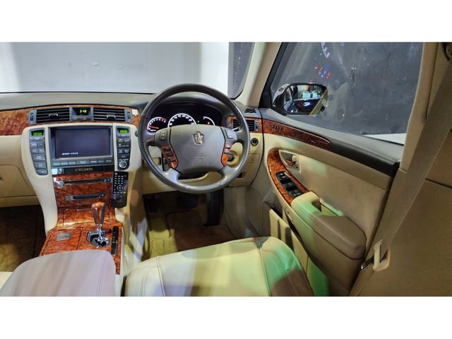 Toyota CROWN SEDAN 2005-11 4259-1