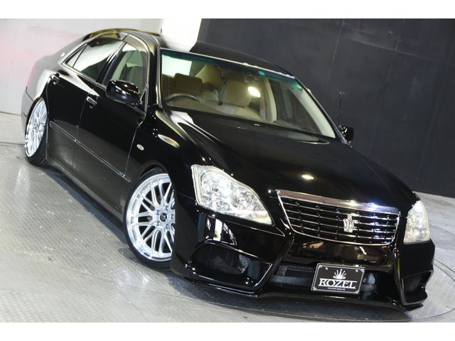 Toyota CROWN SEDAN 2005-11 4259-3