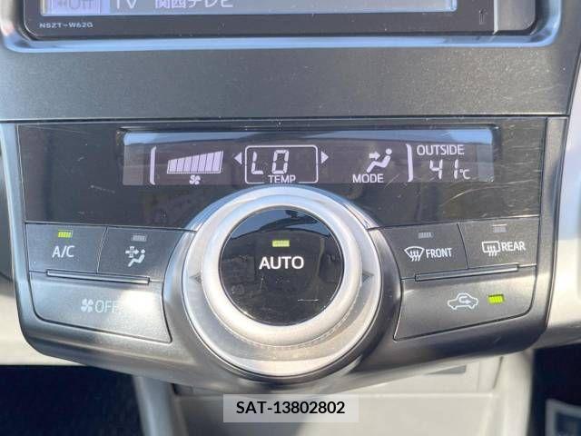 Toyota PRIUS ALPHA 2013-06 393495-5