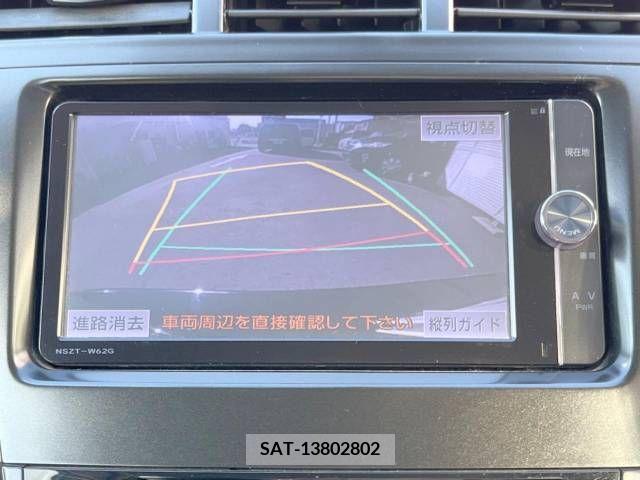Toyota PRIUS ALPHA 2013-06 393495-4