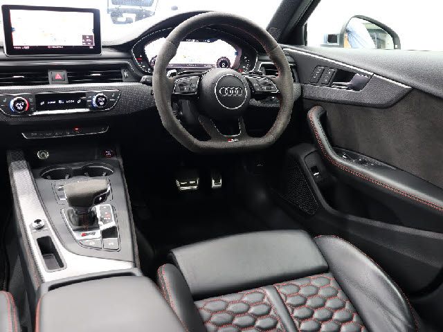 Audi RS4 2019-09 25382-23