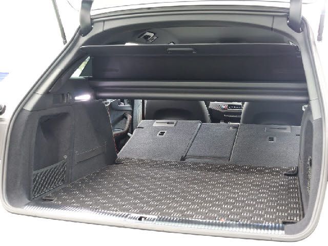 Audi RS4 2019-09 25382-5