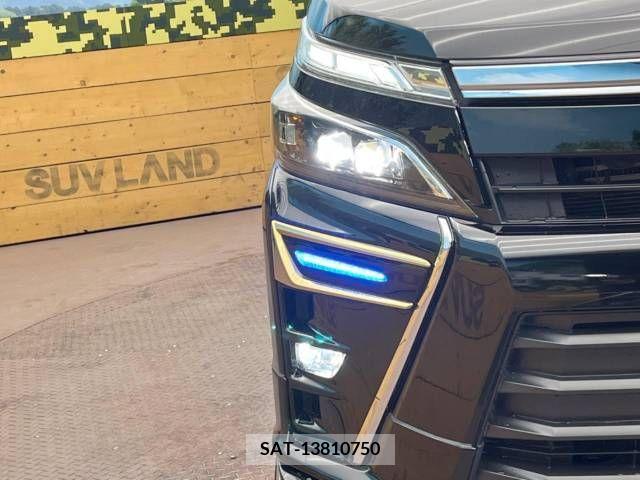Toyota VOXY 2019-01 226429-11