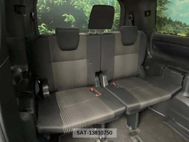 Toyota VOXY 2019-01 226429-9