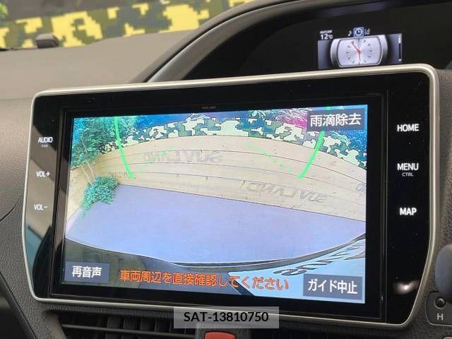 Toyota VOXY 2019-01 226429-4