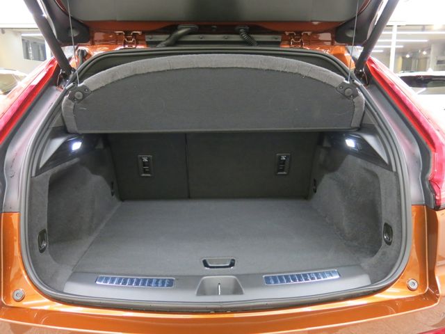 Cadillac XT4 2022-03 190902-26
