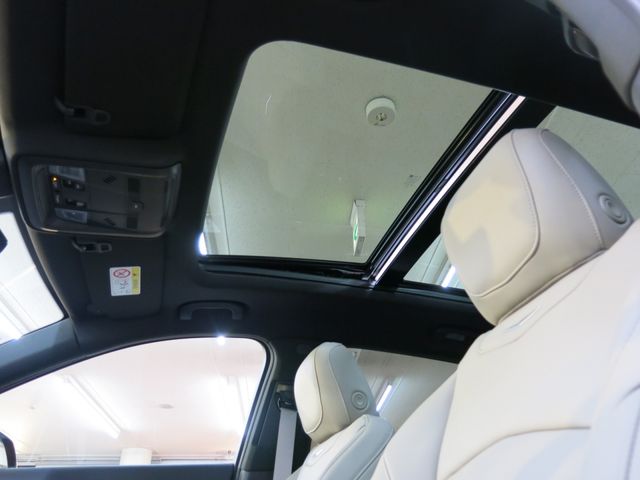 Cadillac XT4 2022-03 190902-24