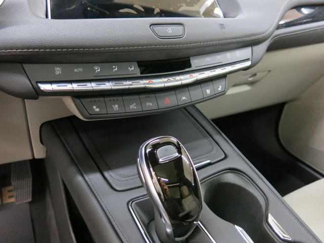 Cadillac XT4 2022-03 190902-20