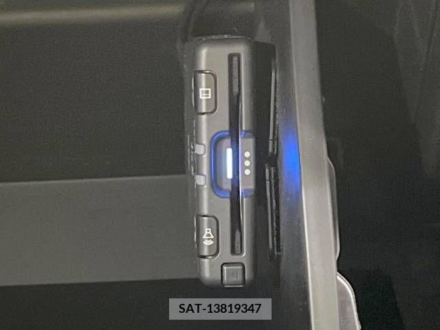 Suzuki SPACIA 2019-06 285593-4