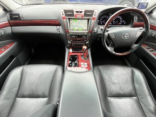 Lexus LS 2007-11 14727-6