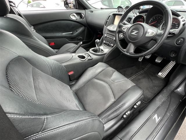 Nissan FAIRLADY Z 2014-03 8302-13