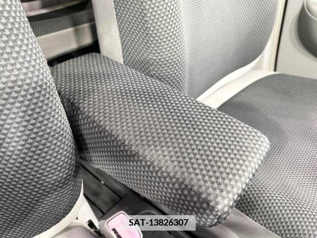 Toyota SIENTA 2005-11 344957-5