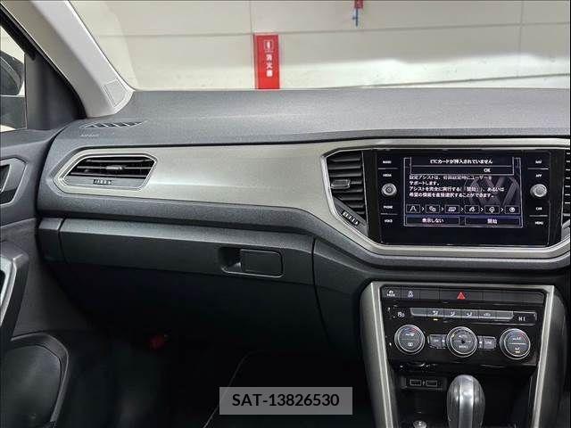 VolksWagen T-ROC 2020-12 218549-11