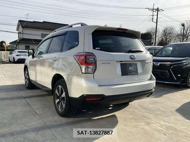 Subaru FORESTER 2018-03 217461-3