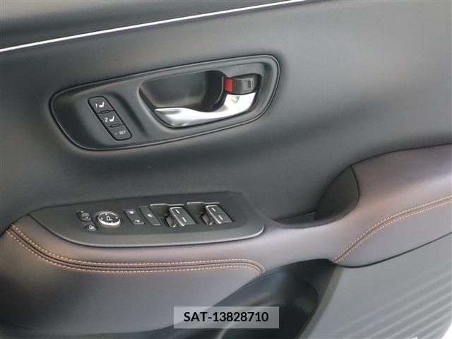 Honda ZR-V 2023-07 291290-17