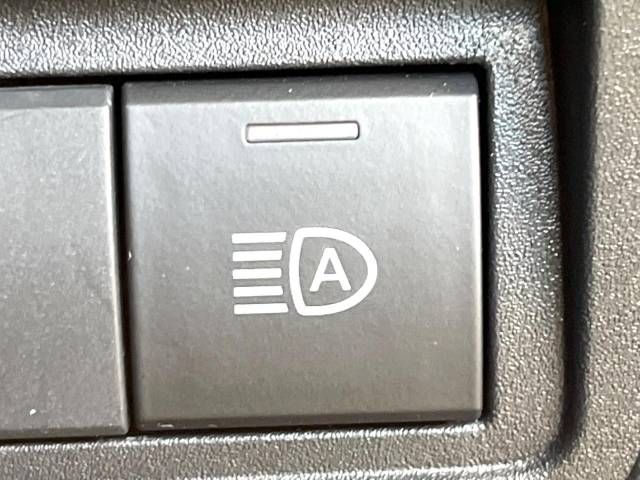 Toyota YARIS CROSS 2023-06 18332-7