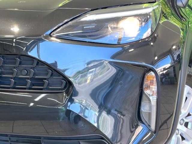 Toyota YARIS CROSS 2023-06 18332-13