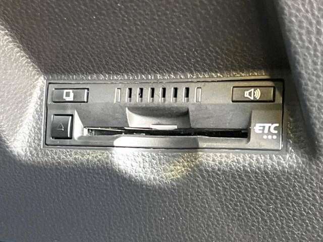 Toyota YARIS CROSS 2023-06 18332-6