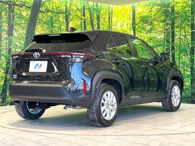 Toyota YARIS CROSS 2023-06 18332-18