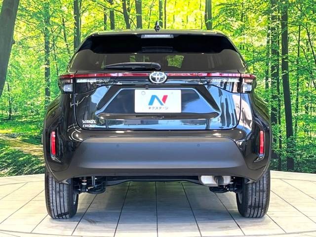 Toyota YARIS CROSS 2023-06 18332-16
