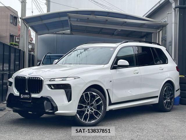 Bmw X7 2023-09 318203-0