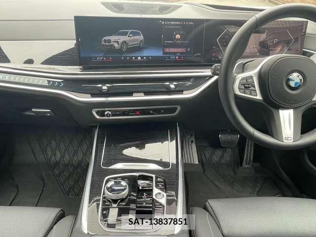 Bmw X7 2023-09 318203-15