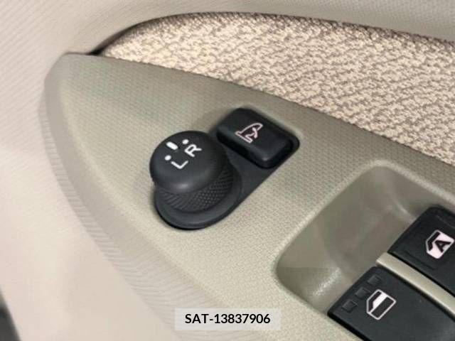 Daihatsu MOVE 2012-02 213324-7