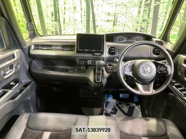 Honda N BOX CUSTOM 2022-12 307298-1