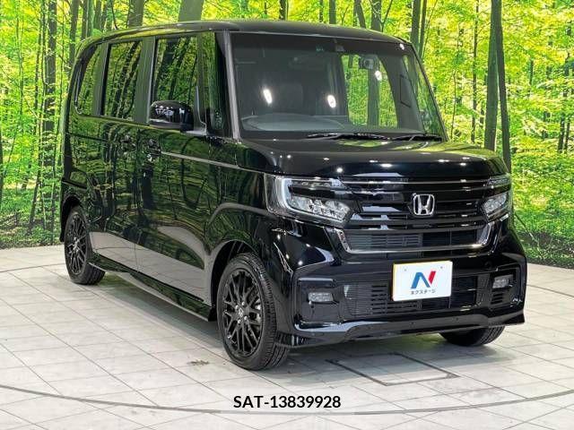 Honda N BOX CUSTOM 2022-12 307298-17