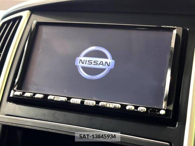 Nissan SERENA 2009-09 367634-2