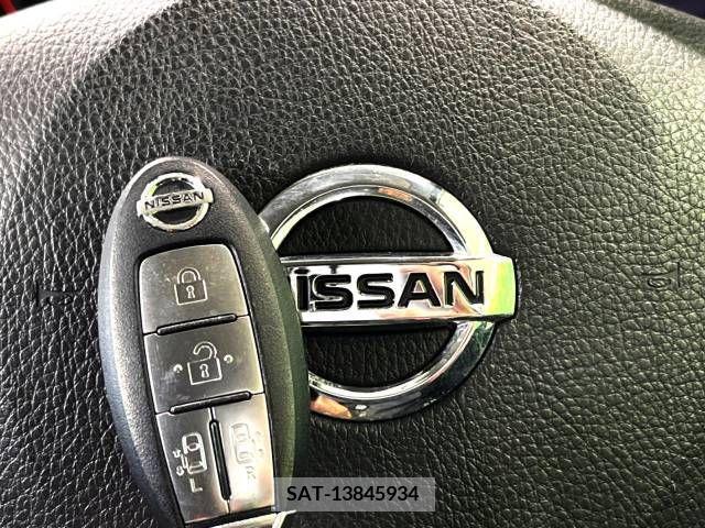 Nissan SERENA 2009-09 367634-7