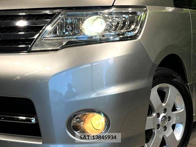 Nissan SERENA 2009-09 367634-13