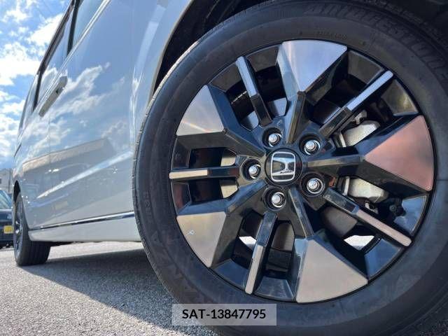 Honda STEP WGN 2022-06 326677-14