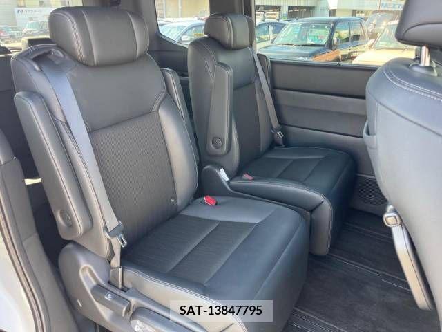 Honda STEP WGN 2022-06 326677-9