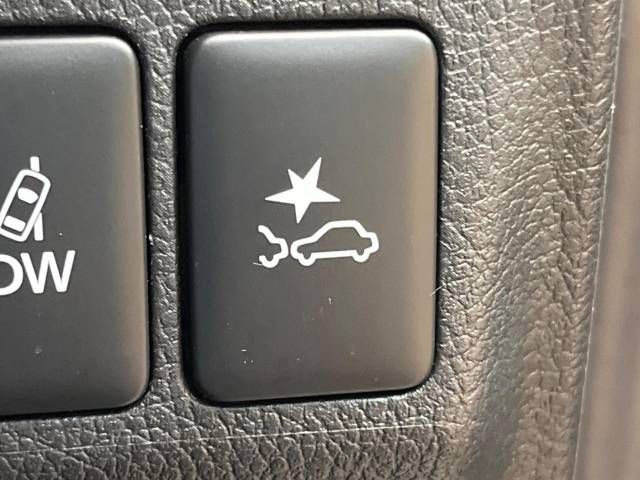 Mitsubishi OUTLANDER PHEV 2019-09 23055-5