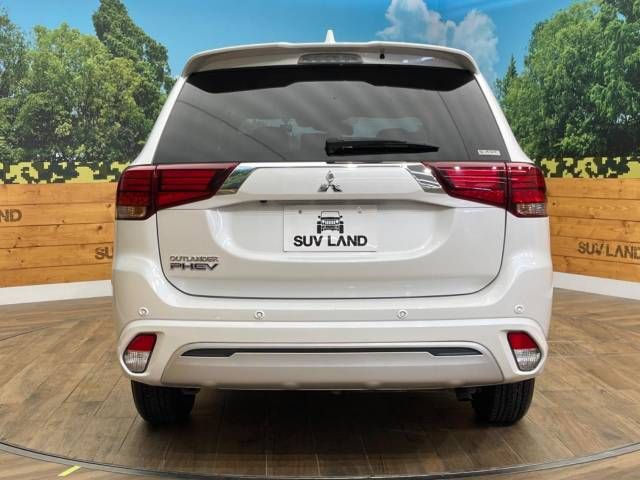 Mitsubishi OUTLANDER PHEV 2019-09 23055-15