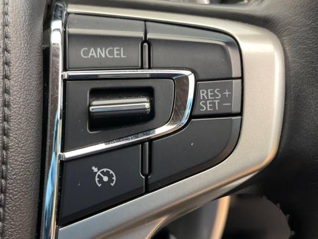 Mitsubishi OUTLANDER PHEV 2019-09 23055-7