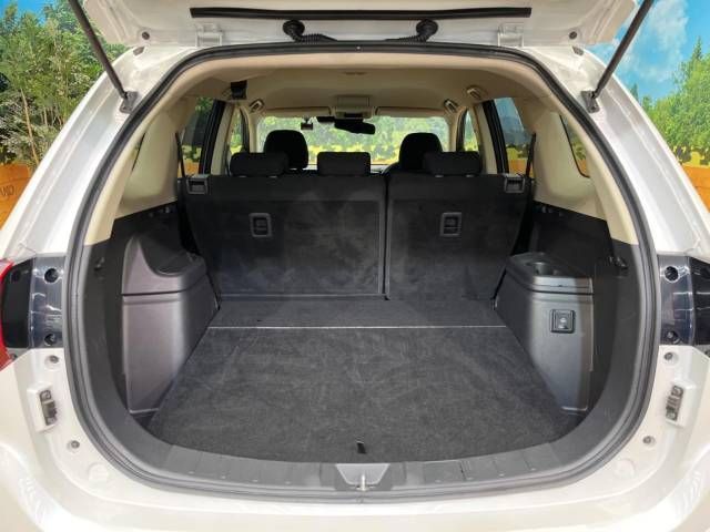 Mitsubishi OUTLANDER PHEV 2019-09 23055-10