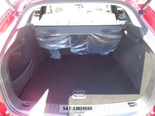 Mazda CX-60 2023-03 266208-9