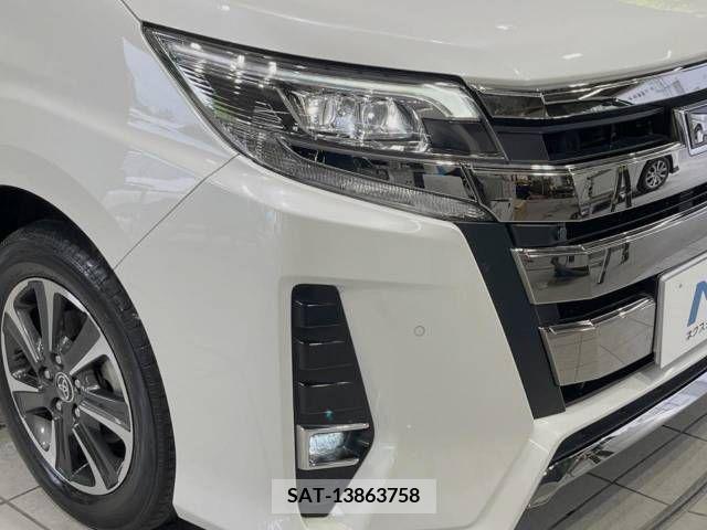 Toyota NOAH 2020-12 321674-13