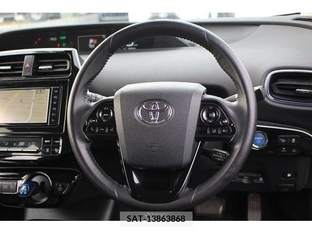 Toyota PRIUS 2019-04 350764-16
