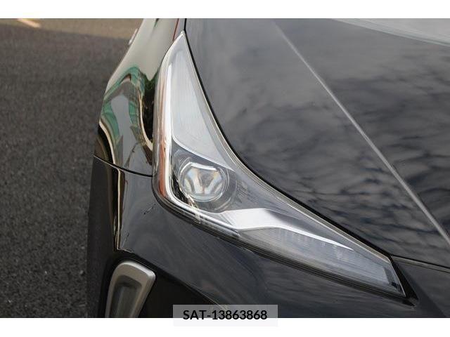 Toyota PRIUS 2019-04 350764-12