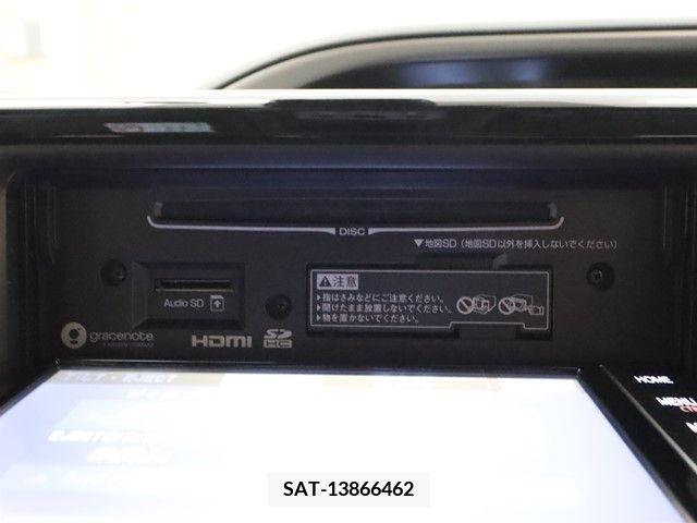 Toyota VOXY 2020-11 370402-15